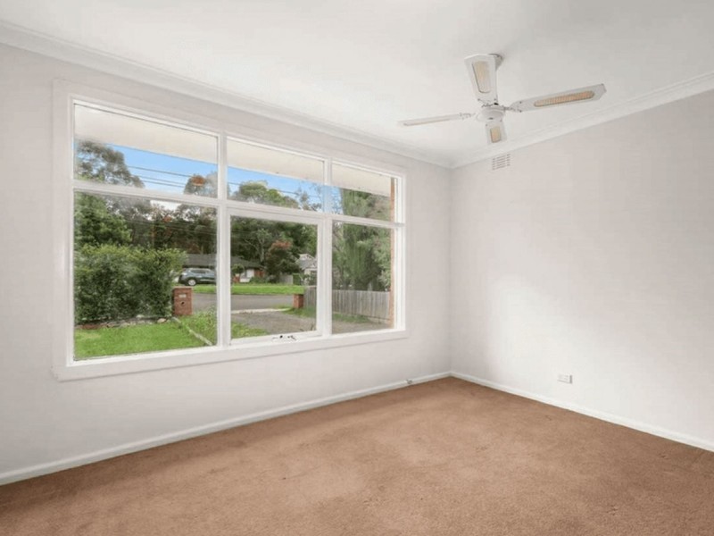 14 Glenfern Road, Ferntree Gully VIC 3156