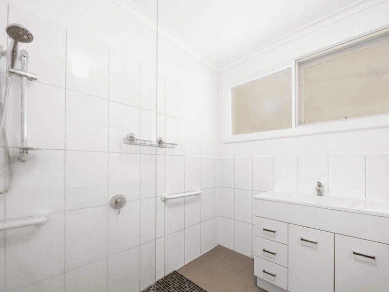 14 Glenfern Road, Ferntree Gully VIC 3156