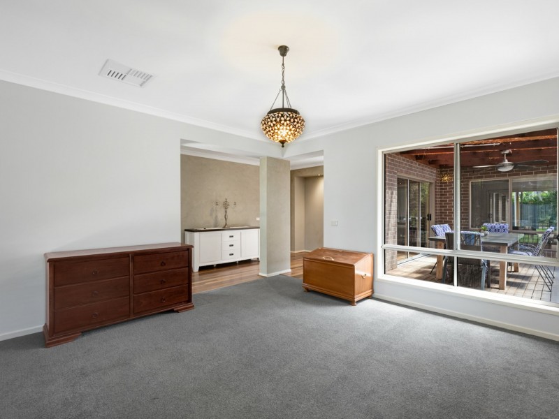 7 Moss Street, Cranbourne North VIC 3977