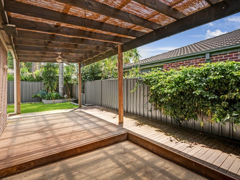 7 Moss Street, Cranbourne North VIC 3977