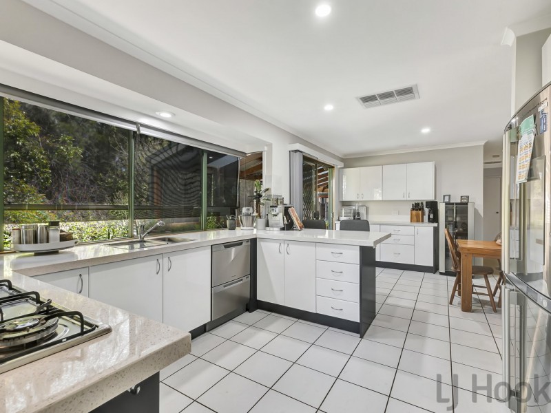 24 Park Lane, Lilydale VIC 3140