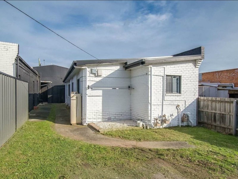 15a Alpine Street, Ferntree Gully VIC 3156