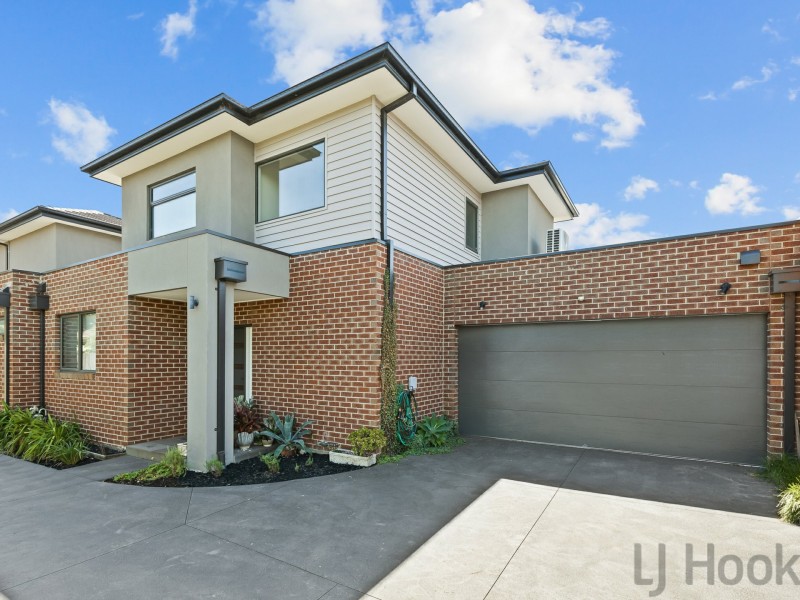 2/11 Phyllis Avenue, Boronia VIC 3155