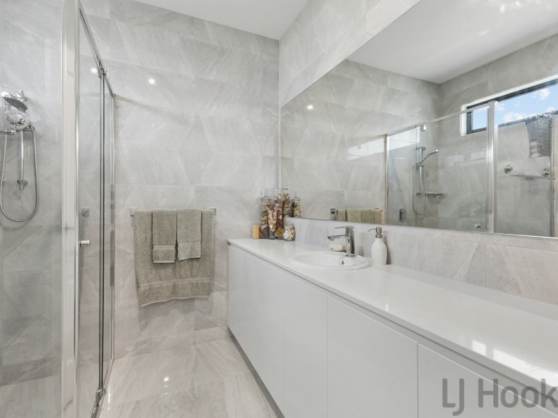 2/11 Phyllis Avenue, Boronia VIC 3155