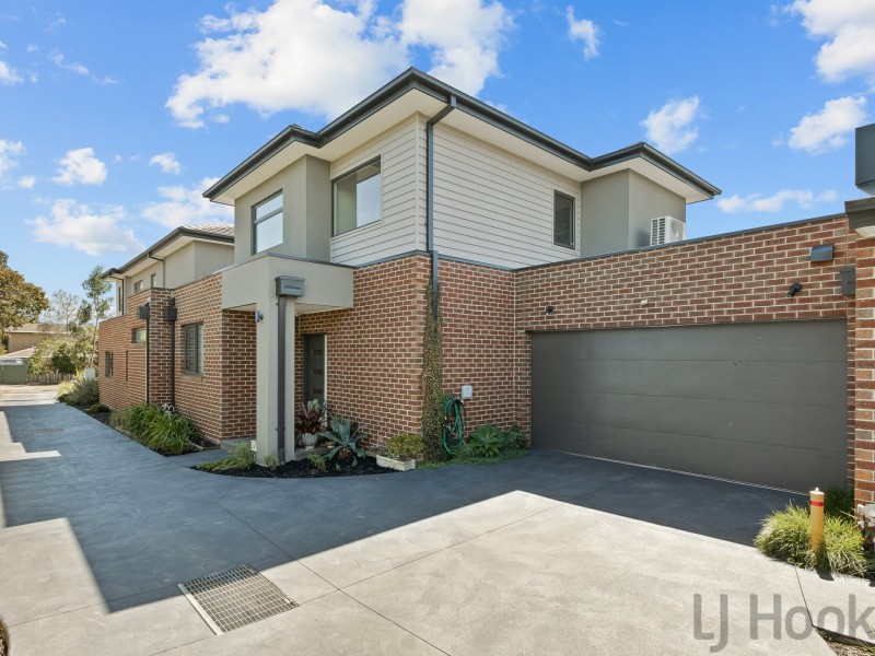 2/11 Phyllis Avenue, Boronia VIC 3155