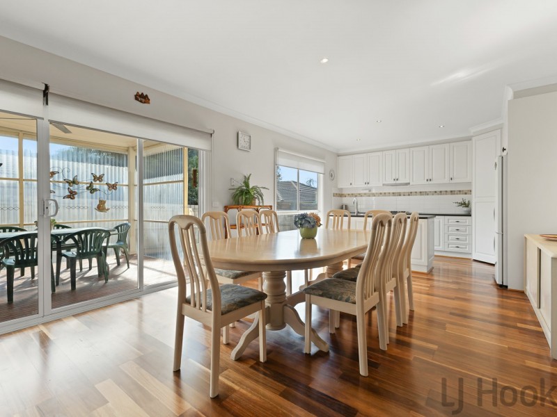 2/27 Cypress Avenue, Boronia VIC 3155