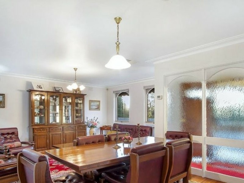 60 Sinclair Road, Bayswater VIC 3153