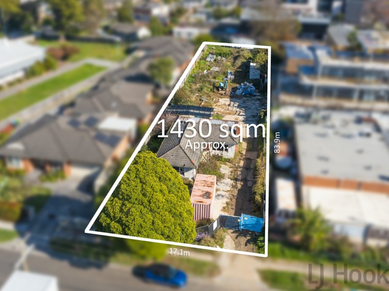 2 Highmoor avenue, Bayswater VIC 3153