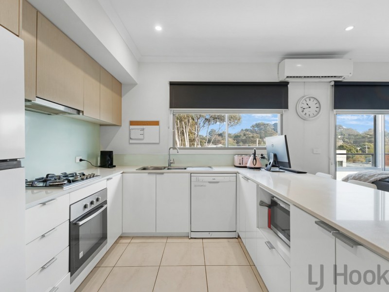 204/38 Station Street, Ferntree Gully VIC 3156