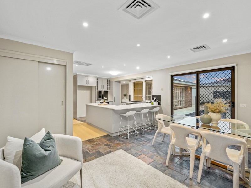 2 Watkins Court, Ferntree Gully VIC 3156