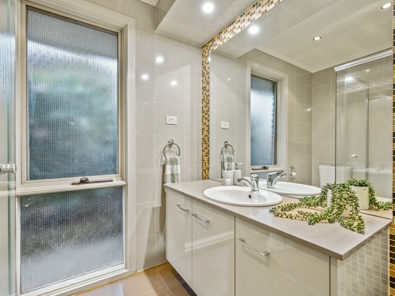 2 Watkins Court, Ferntree Gully VIC 3156