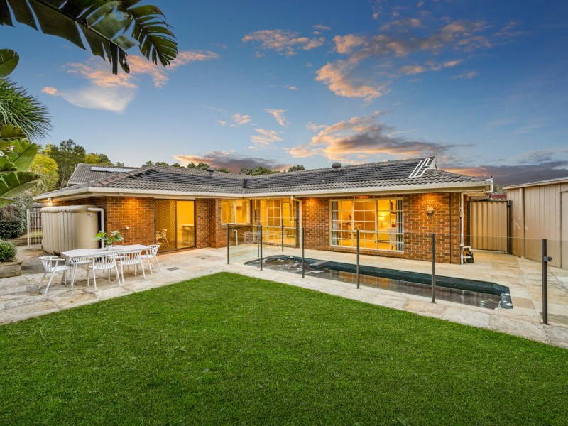 2 Watkins Court, Ferntree Gully VIC 3156