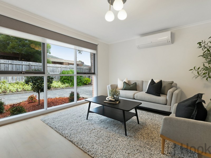 2/8 Veronica Street, Ferntree Gully VIC 3156