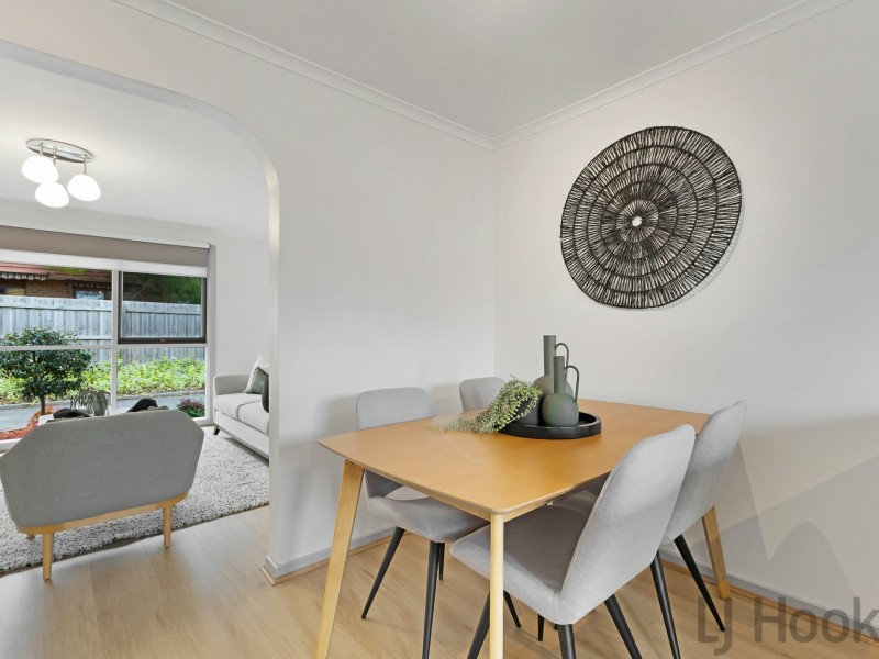 2/8 Veronica Street, Ferntree Gully VIC 3156