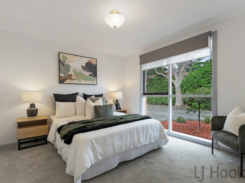 2/8 Veronica Street, Ferntree Gully VIC 3156