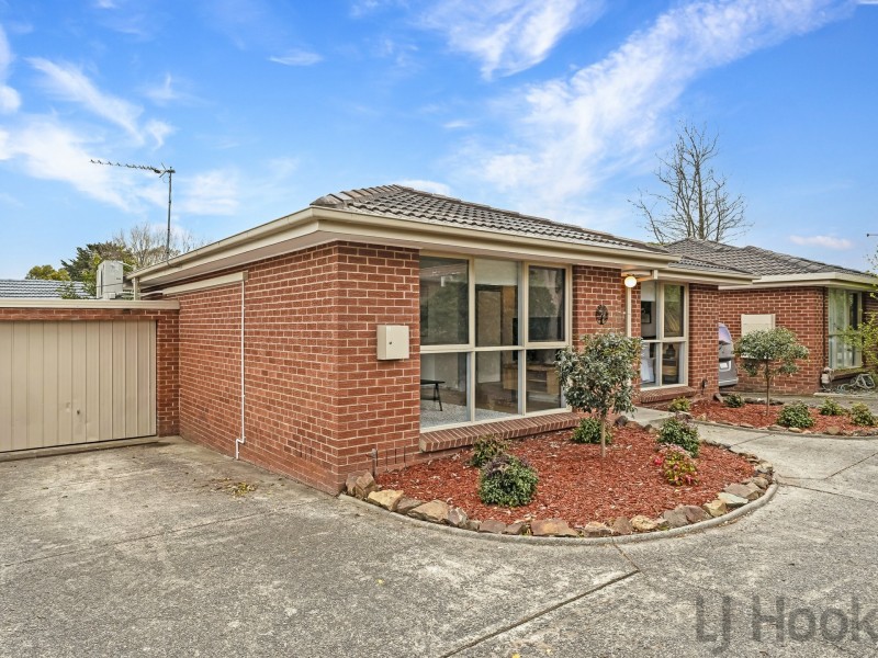 2/8 Veronica Street, Ferntree Gully VIC 3156