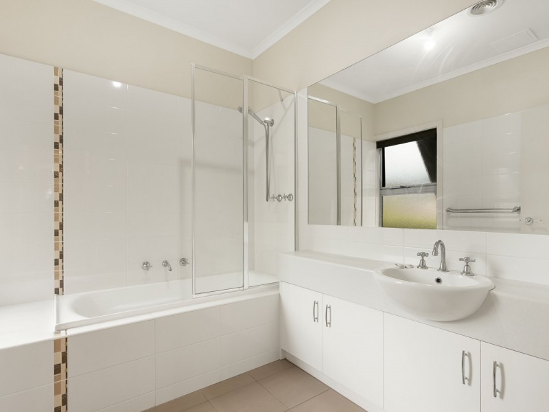 4D Orchid Avenue, Boronia VIC 3155
