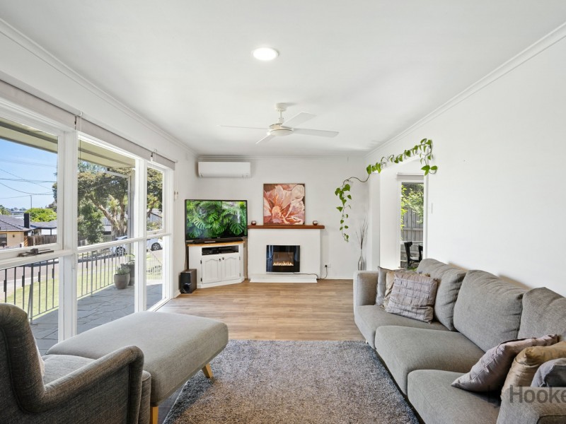 17 Weyburn Road, Boronia VIC 3155