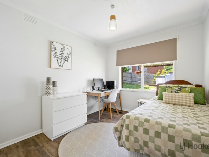 17 Weyburn Road, Boronia VIC 3155