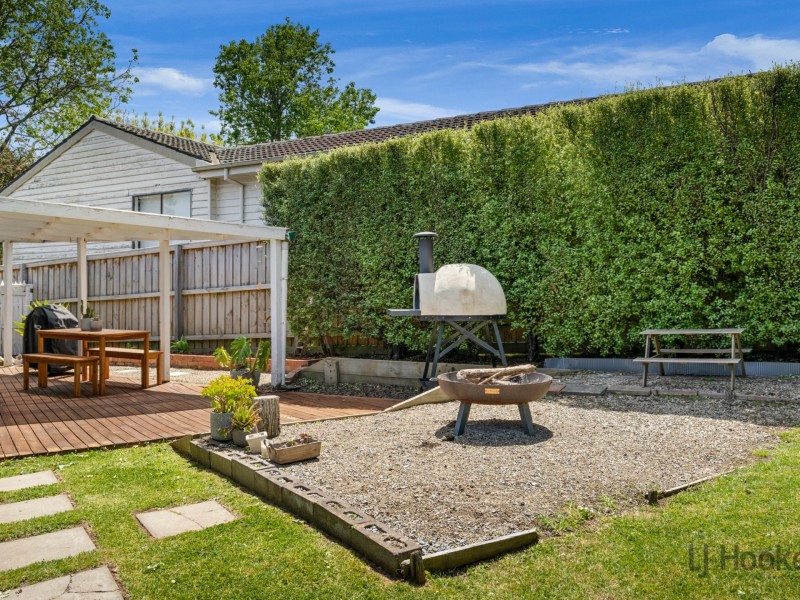 17 Weyburn Road, Boronia VIC 3155