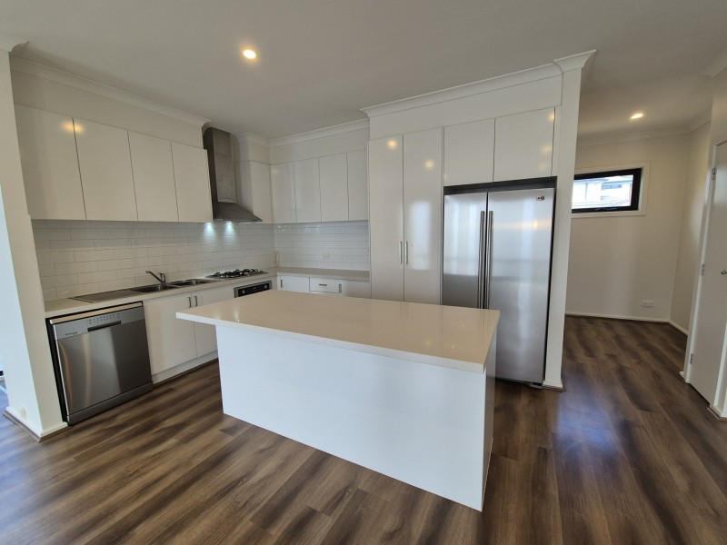 5 Terrigal Crescent, Kilsyth VIC 3137