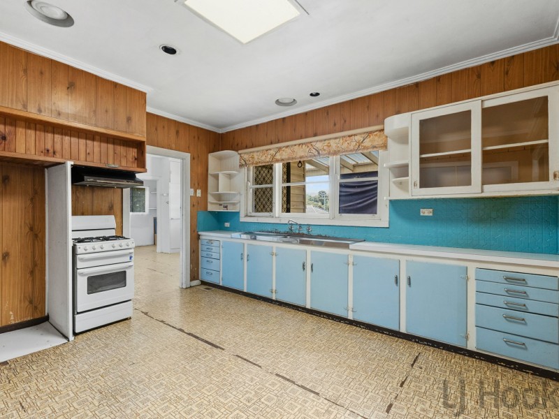 9 Stradbroke Road, Boronia VIC 3155