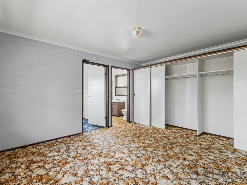 9 Stradbroke Road, Boronia VIC 3155