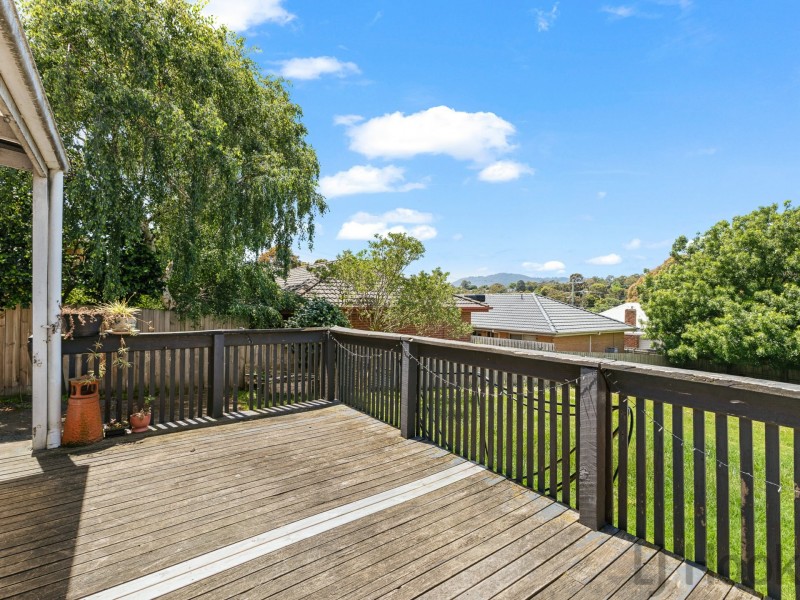 9 Stradbroke Road, Boronia VIC 3155