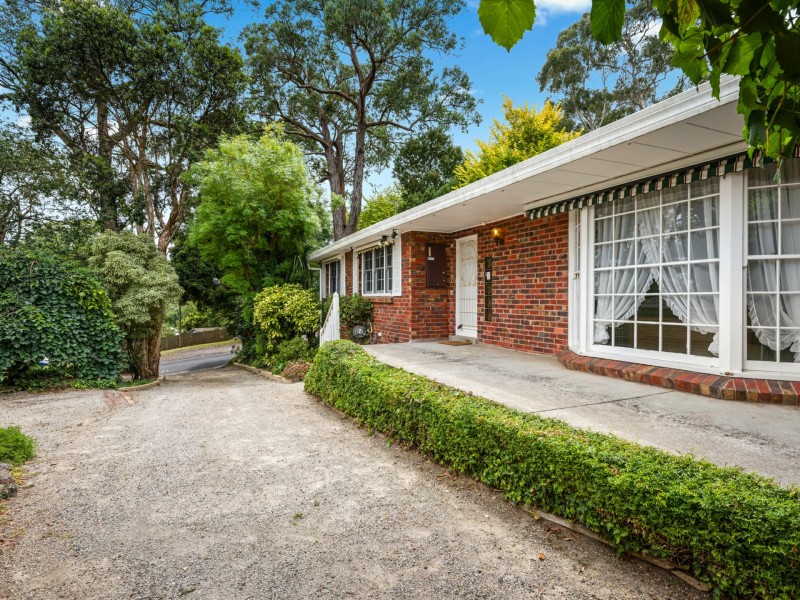 6 Old Forest Road, The Basin VIC 3154