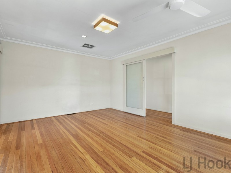 15 Enfield Drive, Bayswater VIC 3153