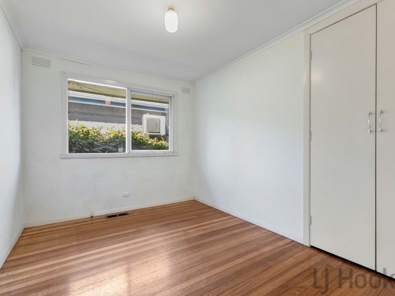 15 Enfield Drive, Bayswater VIC 3153