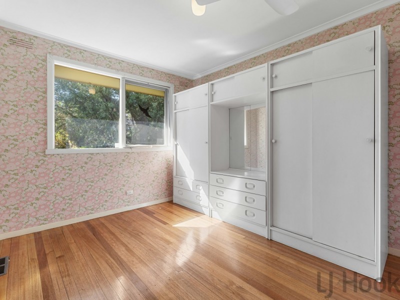 15 Enfield Drive, Bayswater VIC 3153