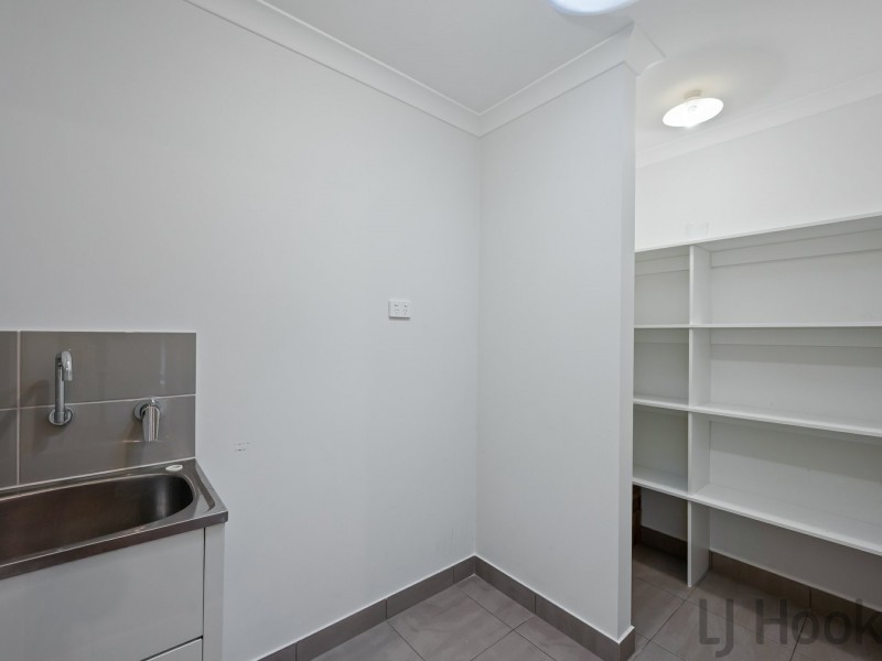 12 Nelse Street, Cranbourne North VIC 3977