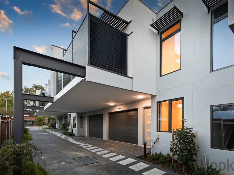 3/7 Henry Road, Wantirna South VIC 3152