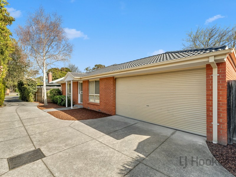 1/37 Elmhurst Road, Bayswater North VIC 3153