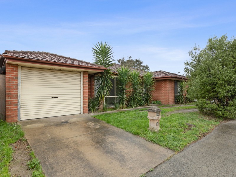 12 Snowgum Drive, Kilsyth South VIC 3137