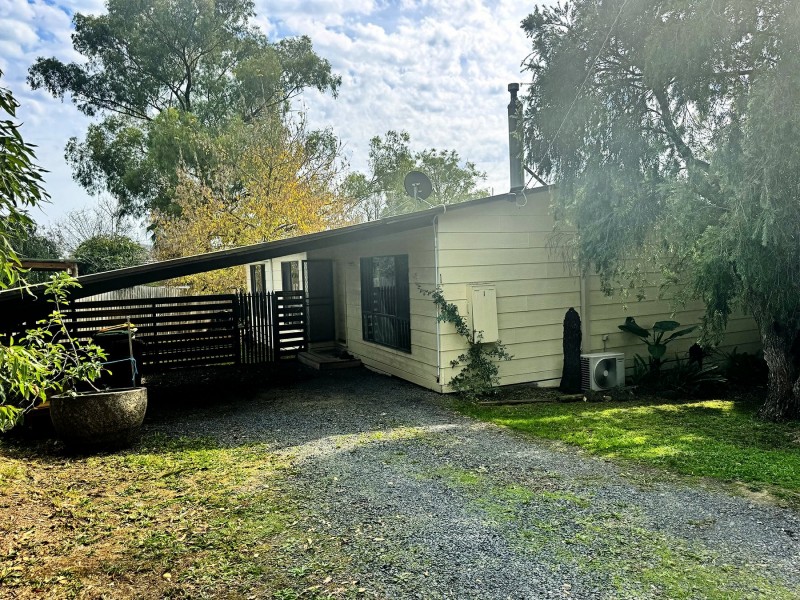 1 Carroll Street, Woori Yallock VIC 3139