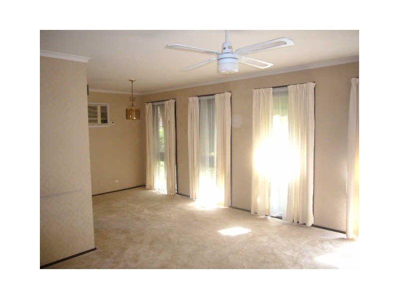175 Cambridge Road, Mooroolbark VIC 3138