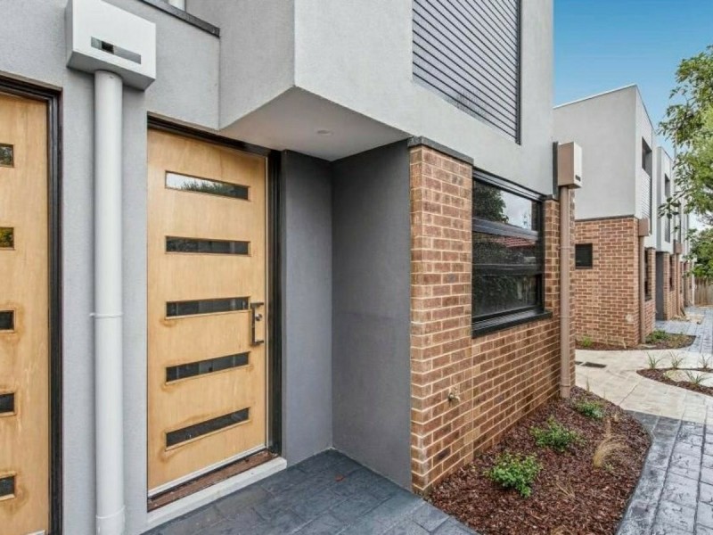14/12-14 Adele Avenue, Ferntree Gully VIC 3156