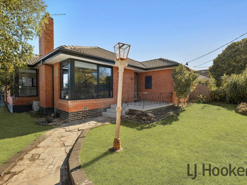 21 McMahons Road, Ferntree Gully VIC 3156