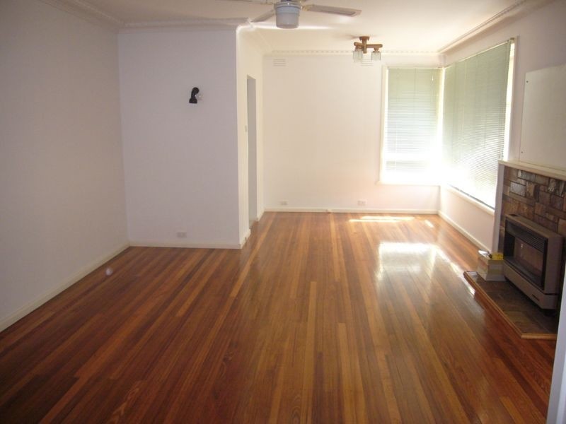 7 Stirling Street, Ferntree Gully VIC 3156