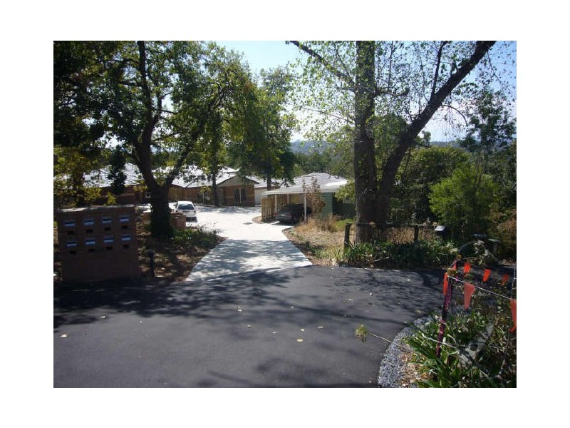 2/19 Braemar Street, Croydon VIC 3136