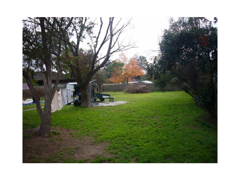 4 Third Avenue, Rowville VIC 3178