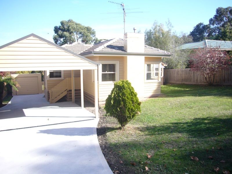 3 Chaundy Street, Ferntree Gully VIC 3156