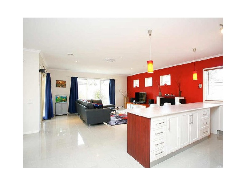 57 Commercial Road, Ferntree Gully VIC 3156