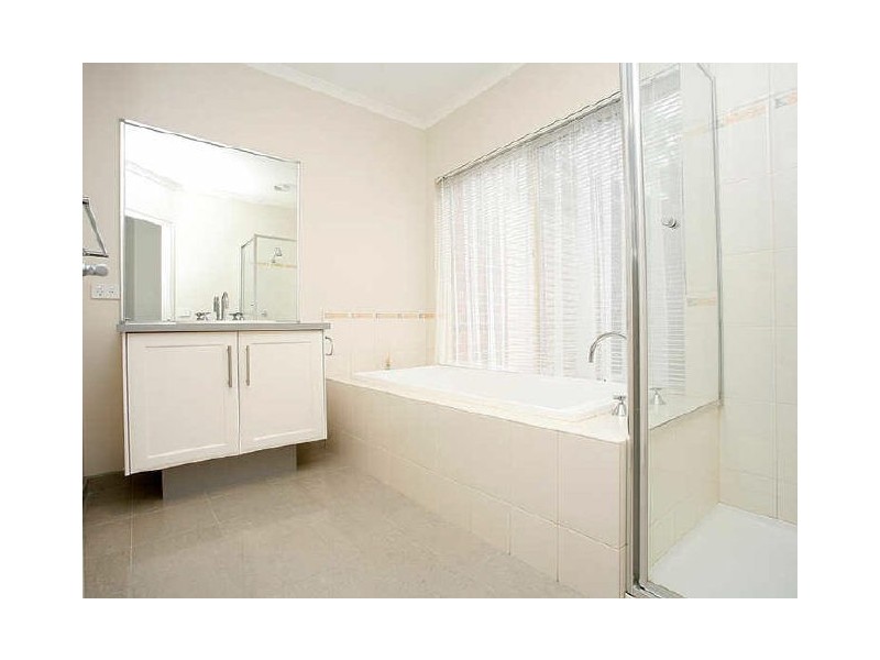 57 Commercial Road, Ferntree Gully VIC 3156