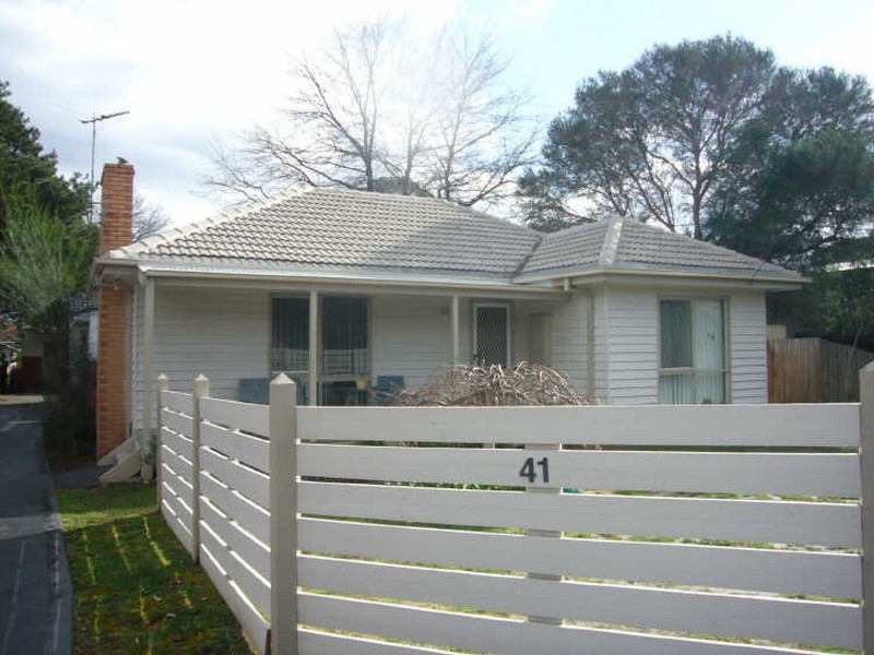 1/41 Austin Street, Ferntree Gully VIC 3156