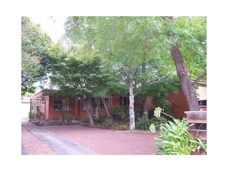 8 Lynette Street, Boronia VIC 3155