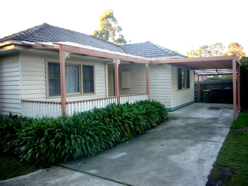 1/4 Camelia Crescent, The Basin VIC 3154