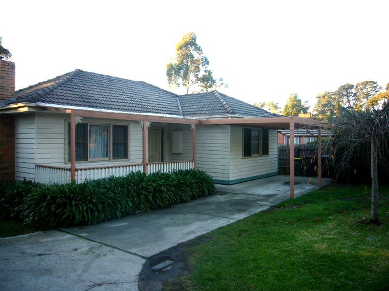 1/4 Camelia Crescent, The Basin VIC 3154